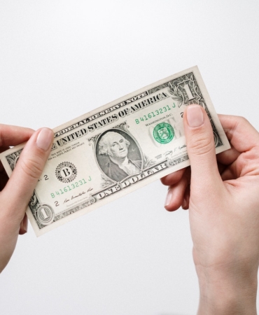 pexels-cottonbro-studio-3943748