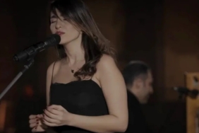 İran'da Başörtüsü Takmadan Konser Veren Şarkıcı Parastoo Ahmadi'nin Kırbaç Cezası Onandı